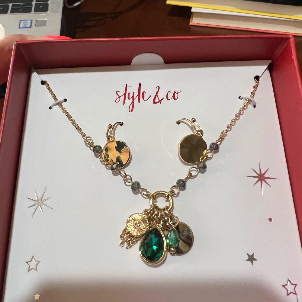 Gold-Tone Multi-Charm Pendant Necklace & Disc Drop Earrings Set - Macys, New $25 - Picture 3 of 4